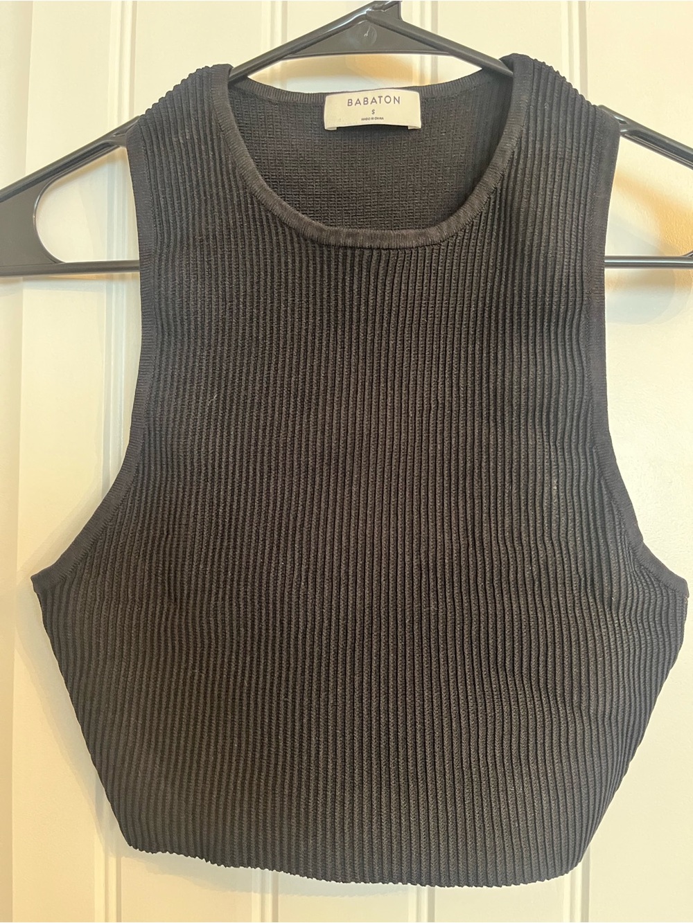 Babaton Black Ribbed Cropped Tank Top - Size Small